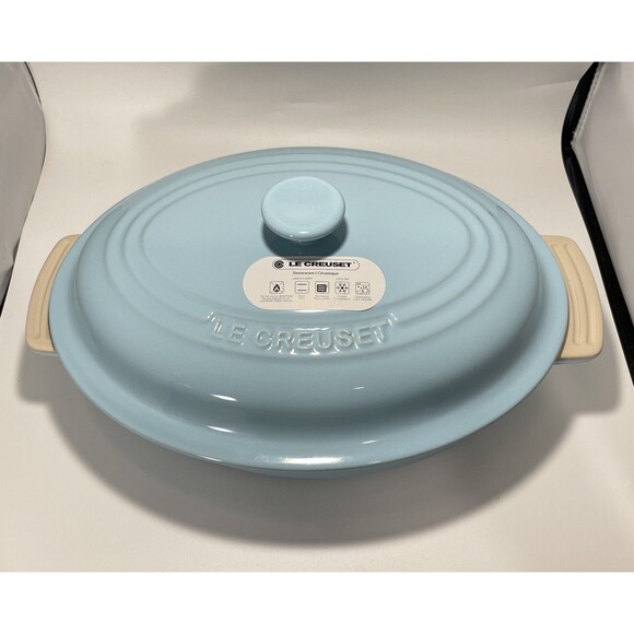 Brand New Le Creuset Casserole Classic 27cm 1.7L Oval Dish w Lid Sky Blue - Picture 1 of 8